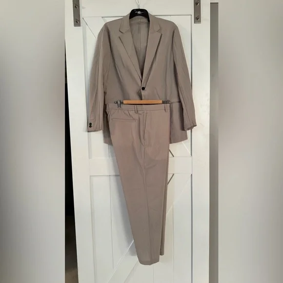 Men's Two piece suit - Picture 2 of 16